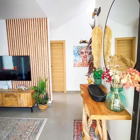 Villa Zephyr Con Piscina Privada. *
